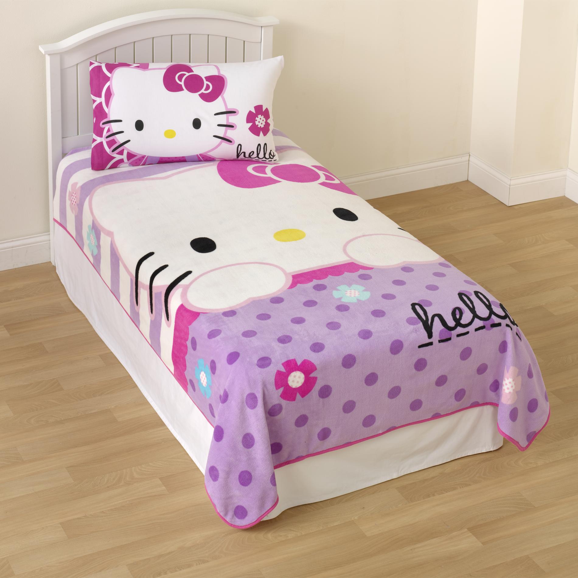 Sanrio Hello Kitty Girl's Micro Raschel Blanket