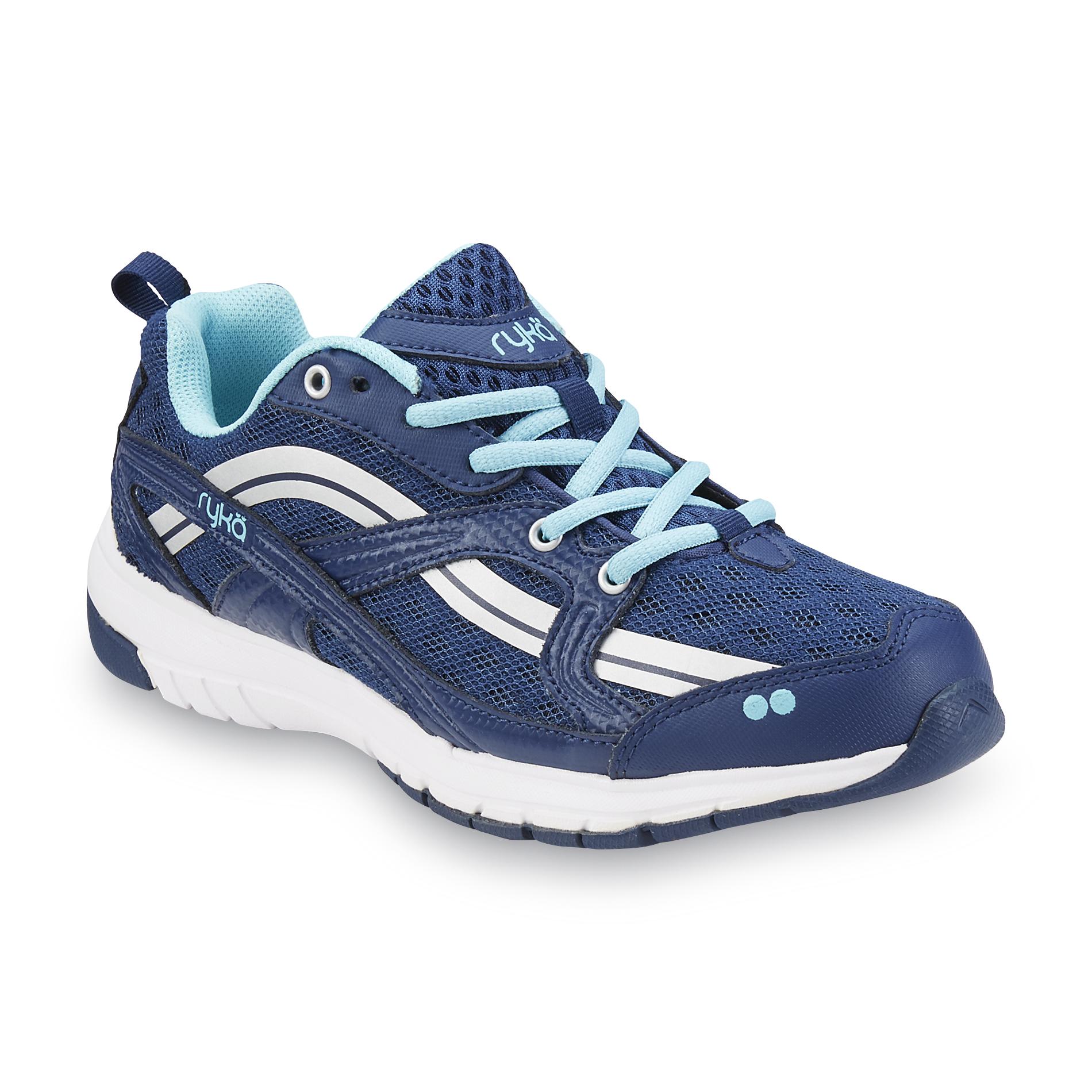 turquoise running shoes