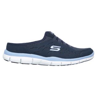 navy blue slip on tennis shoes