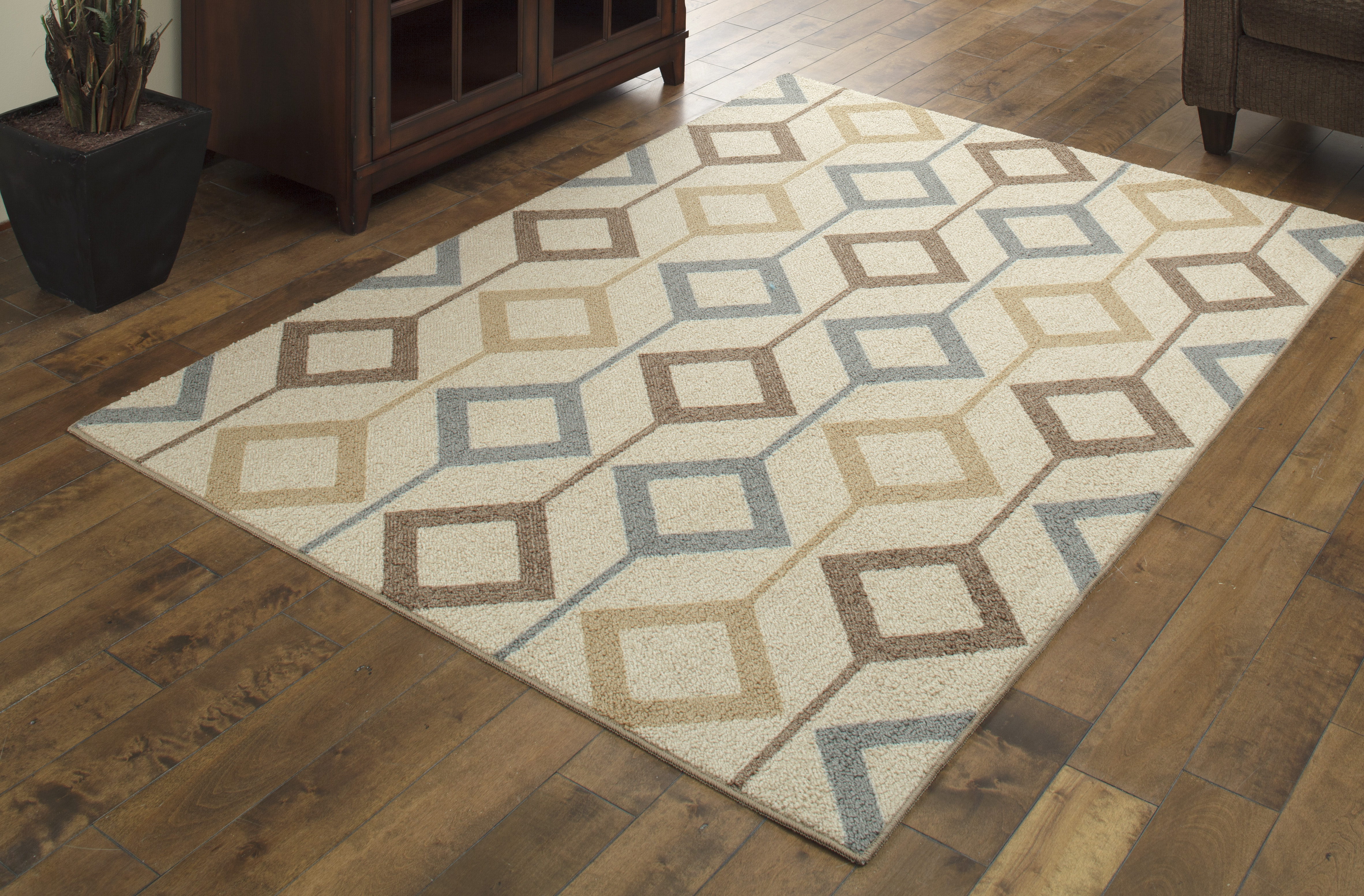 UPC 010892625465 Essential Home Diamond Accent Rug Tan