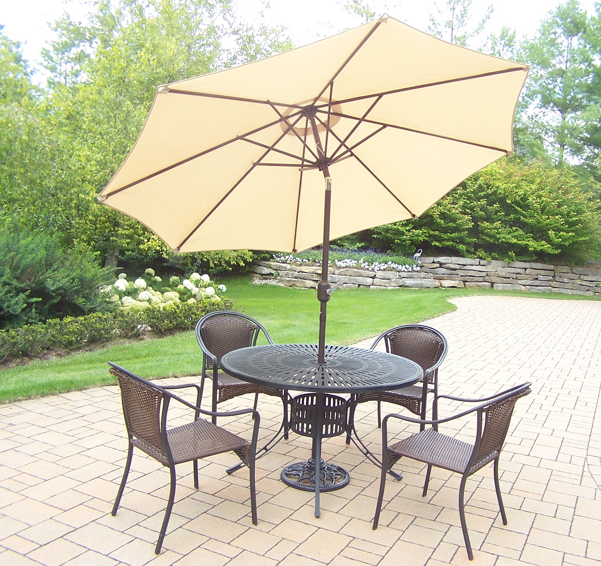 Oakland Living 7 Pc. Patio Dining set w/ Table, Stackable Wicker Chairs