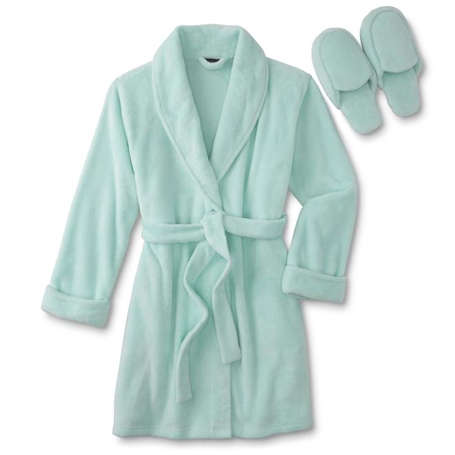 Covington Women's Plush Short Robe & Slippers