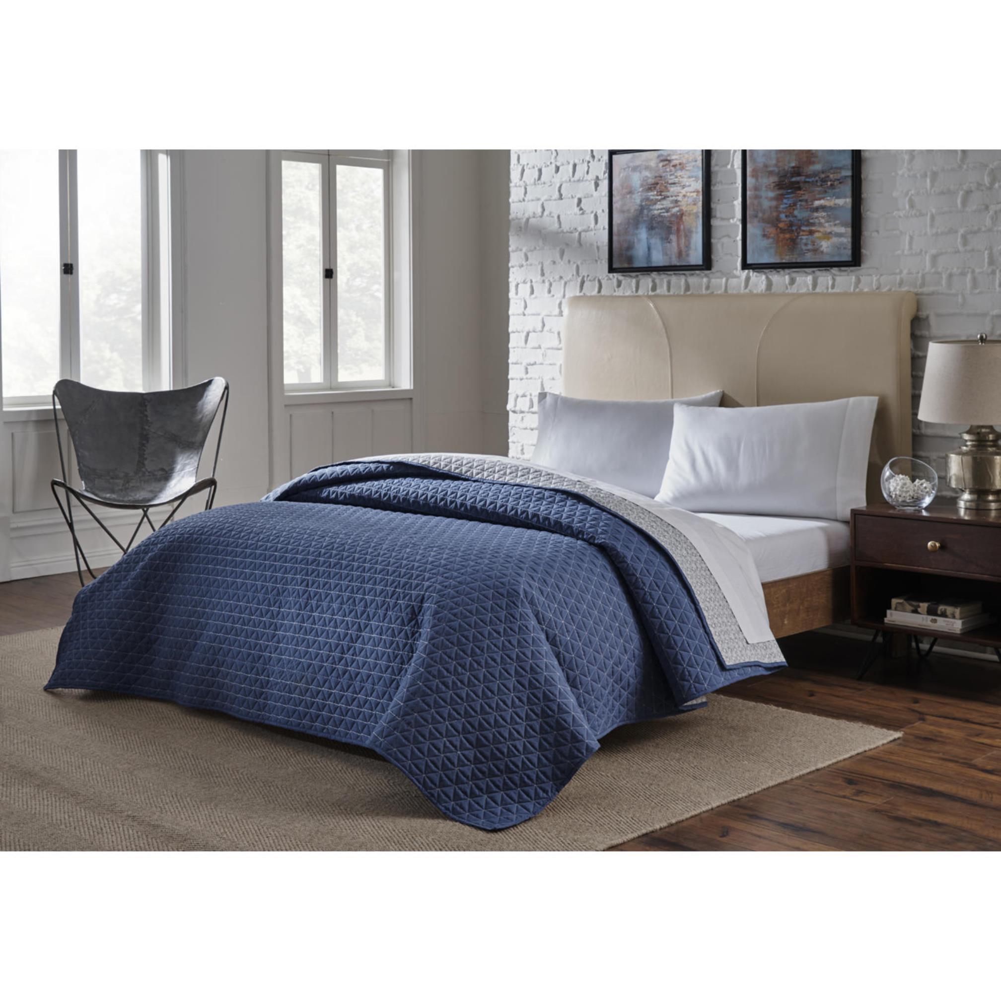 Colormate Solid Quilt - Blue