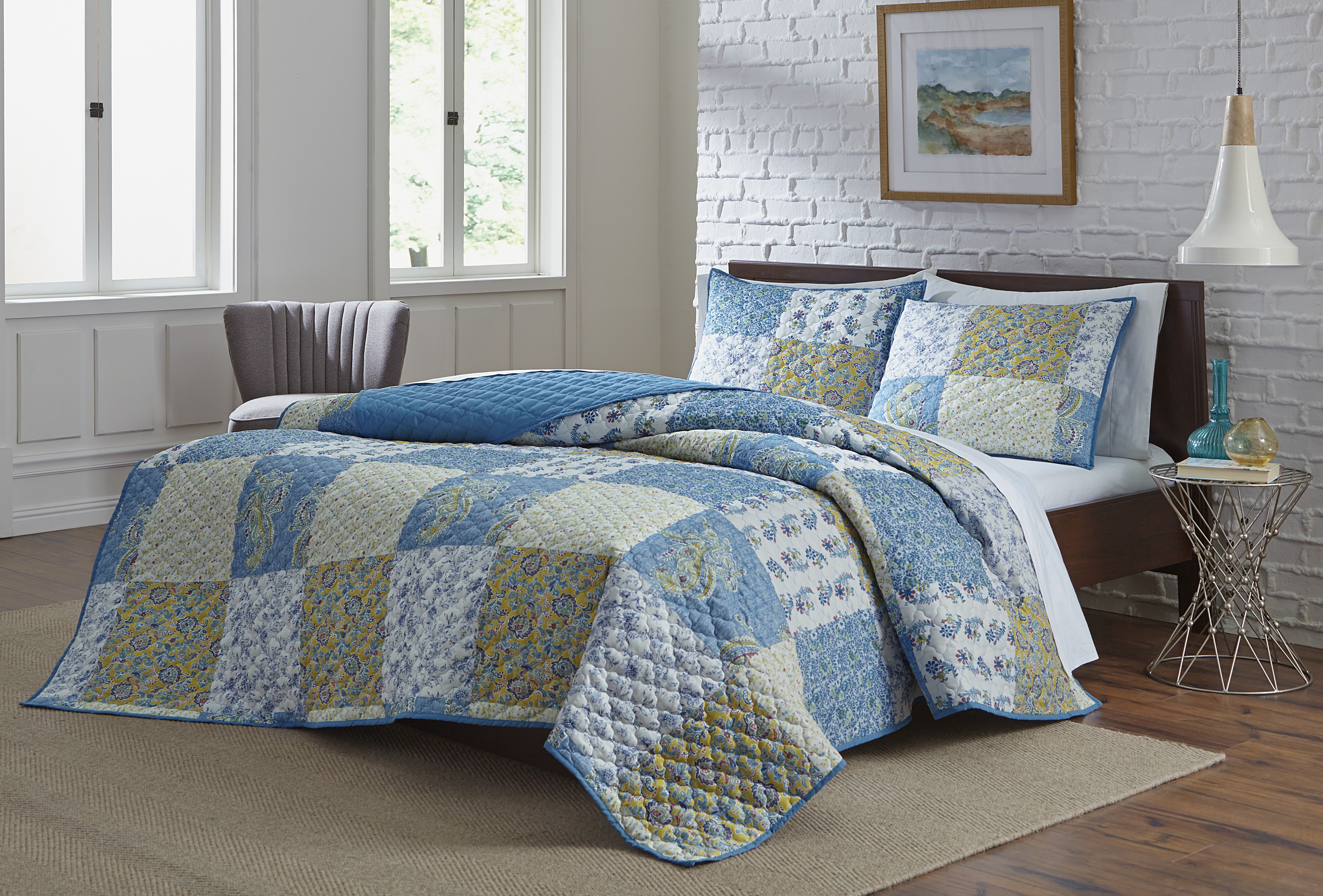 Blue Patch Quilt Set