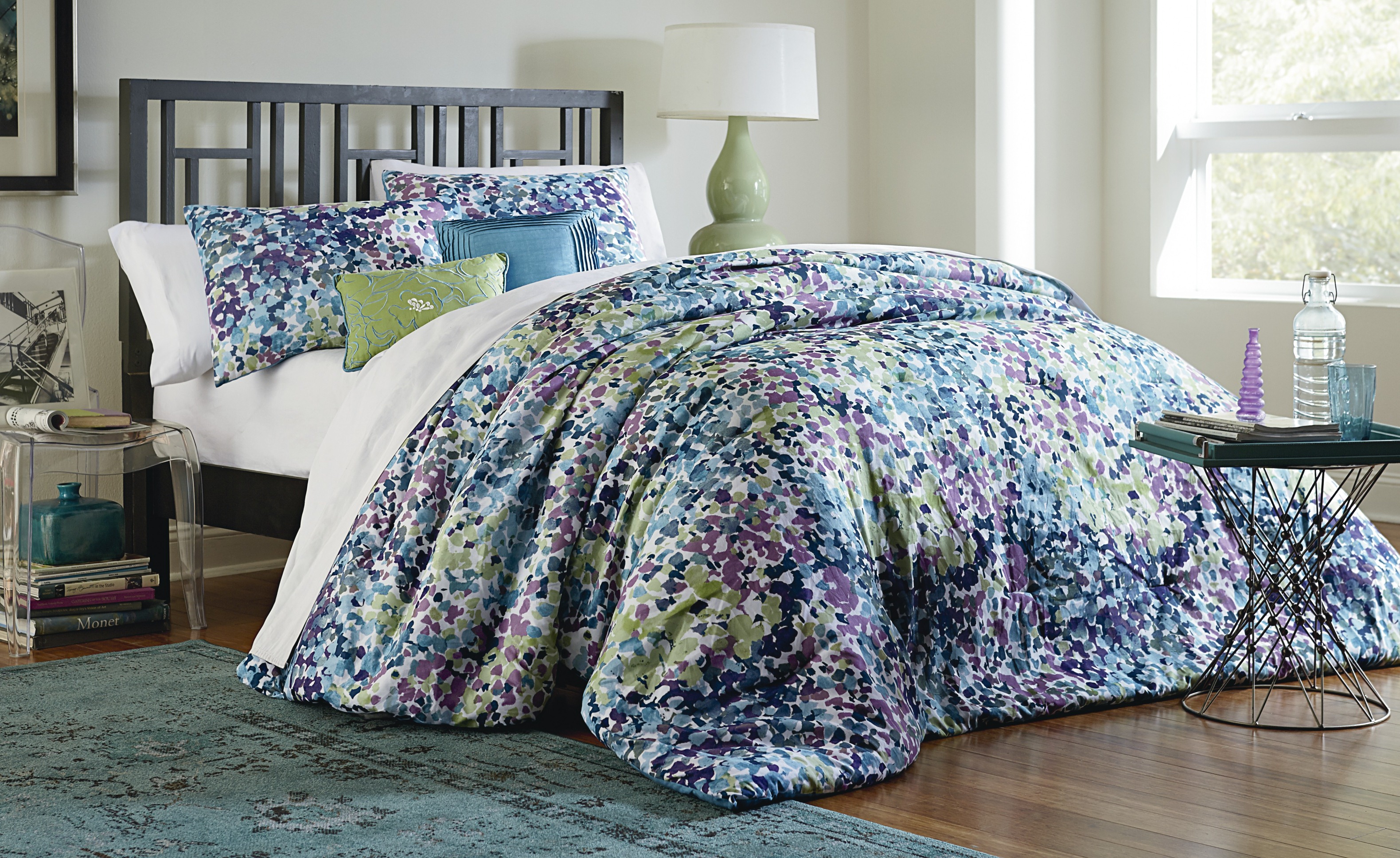 5-Piece Comforter Set - Floral Bunches