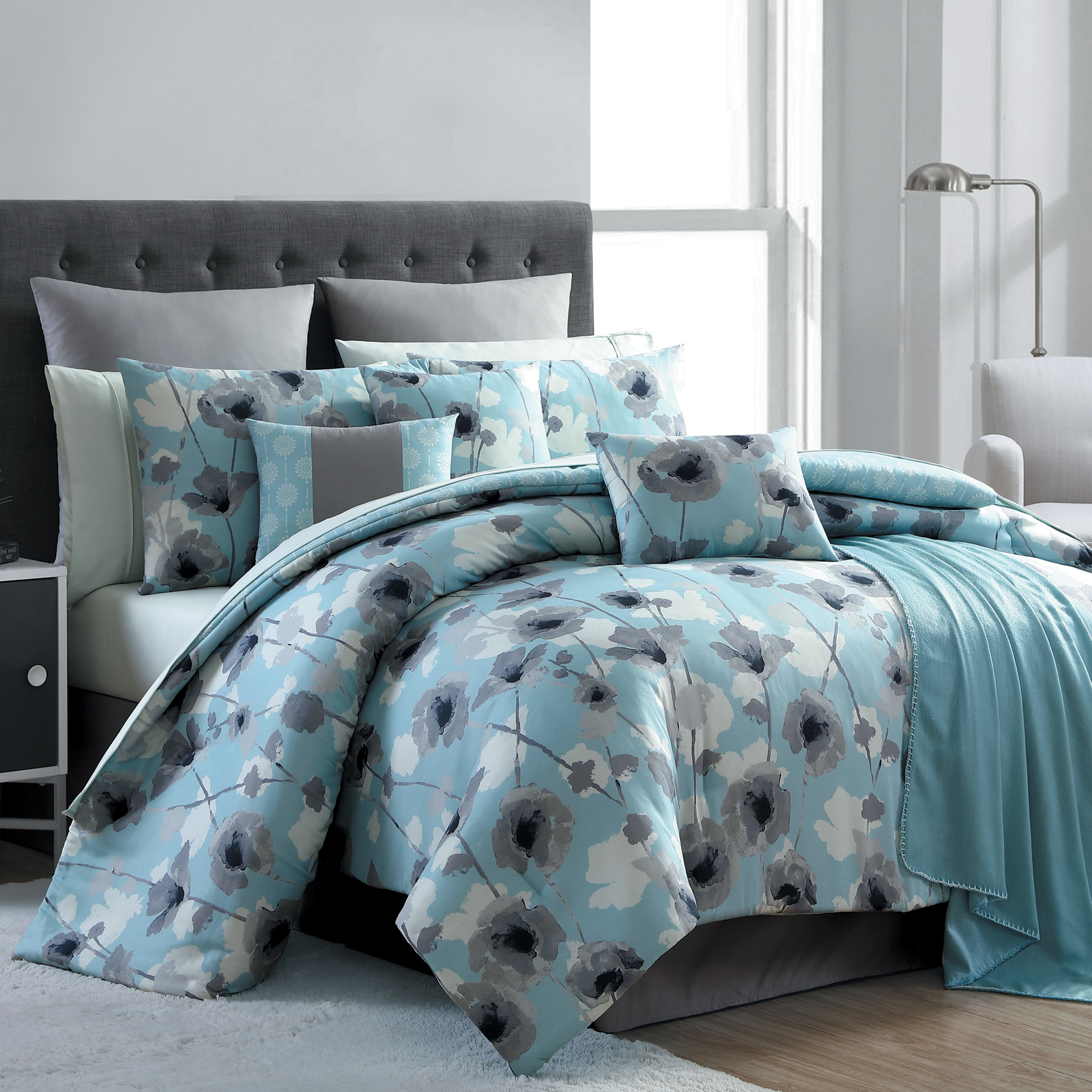 Upc 735732165696 16 Pc Blue Poppy Floral Comforter Set