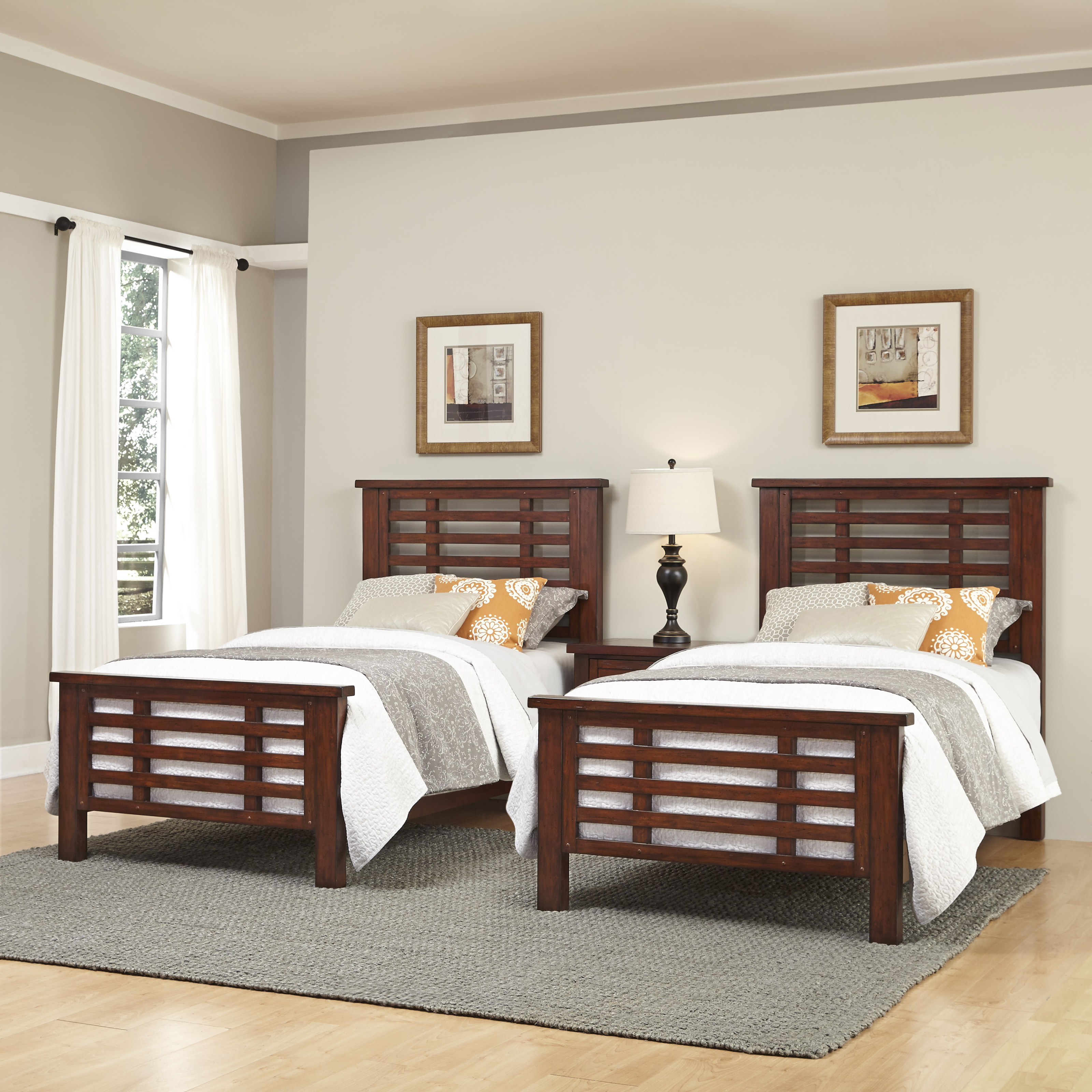 Creatice Bedroom With Twin Beds for Large Space