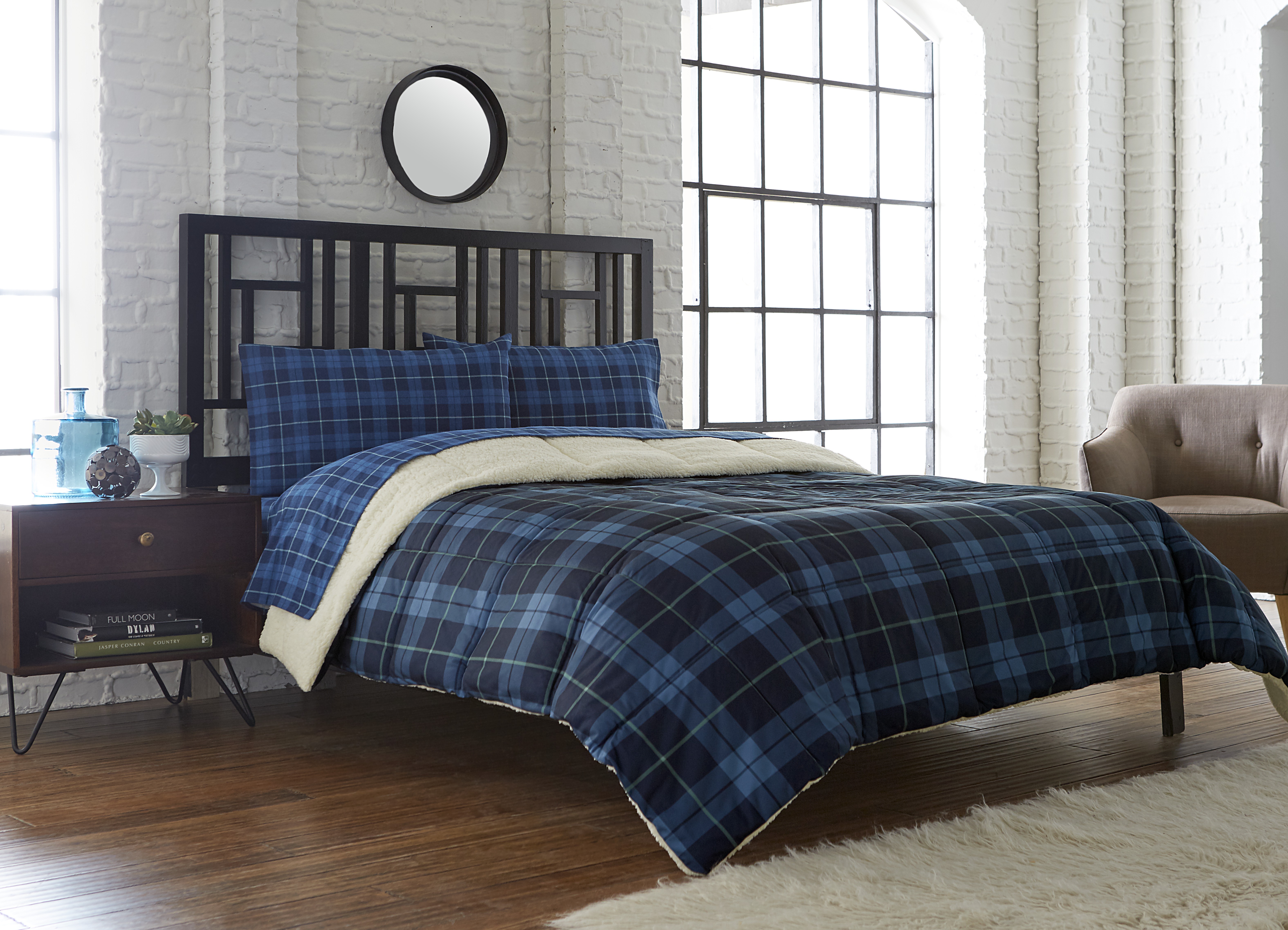 Down Alternative Comforter Blue
