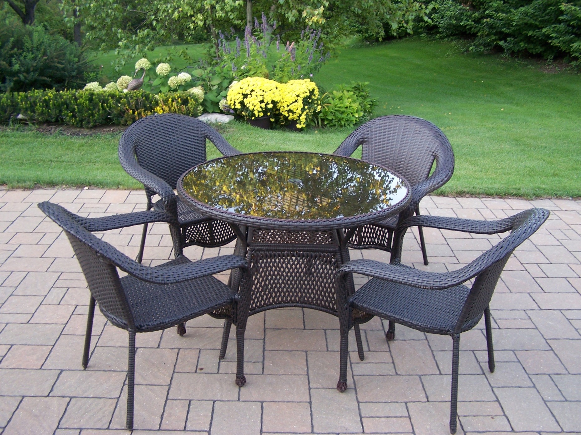 Oakland Living Wicker 5 Pc. Patio Dining Set w/ 42" tempered Glass Top table and Stackable Chairs