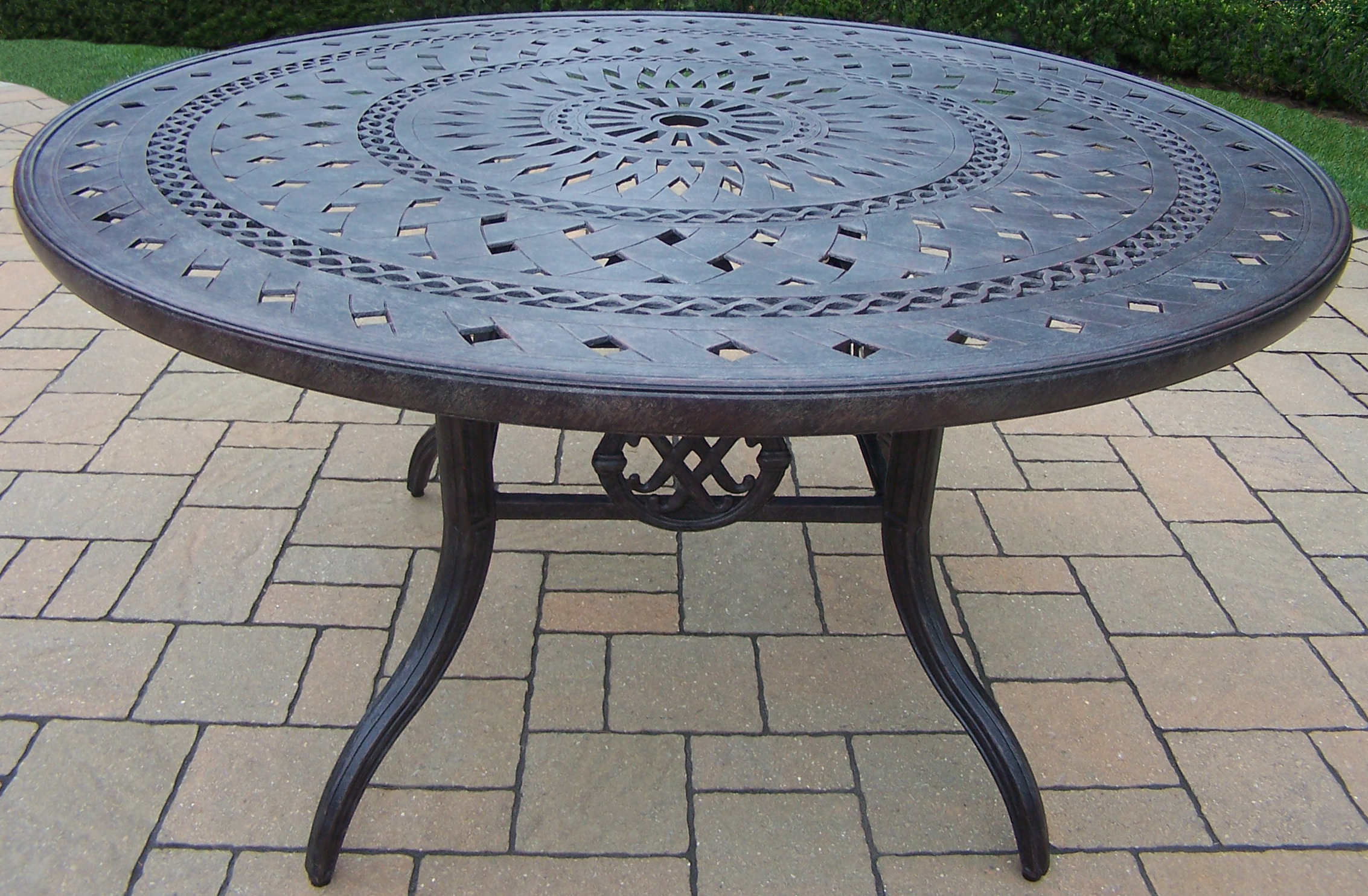 Oakland Living Aluminum 54-inch Round Dining Patio Table