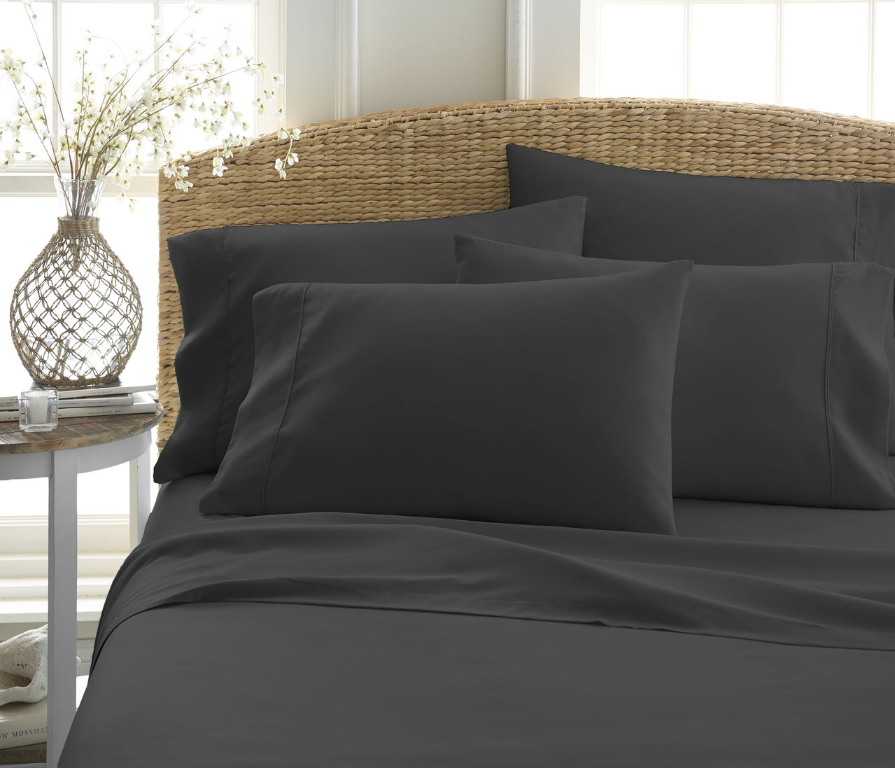 Premium Ultra Soft 6 Piece Bed Sheet Set - Black
