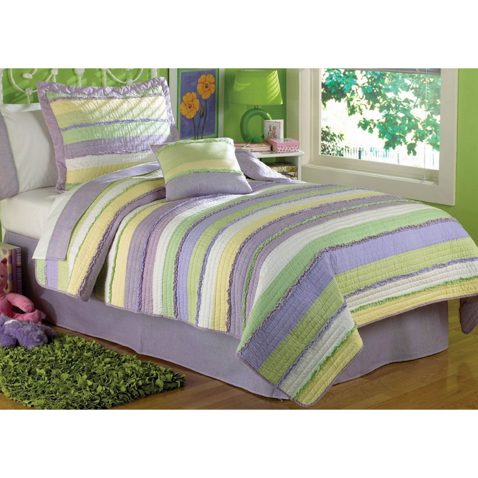 Annas Ruffle Purple Cotton Quilt with Pillow Sham(s)