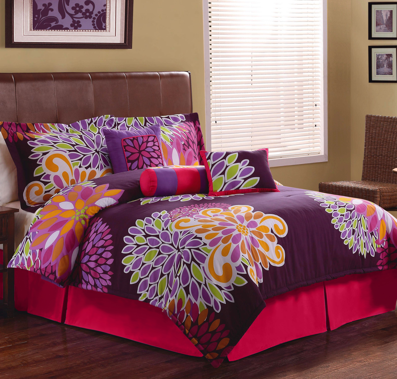 First Apartment Flower Show forter Set with Bonus Pillows Home