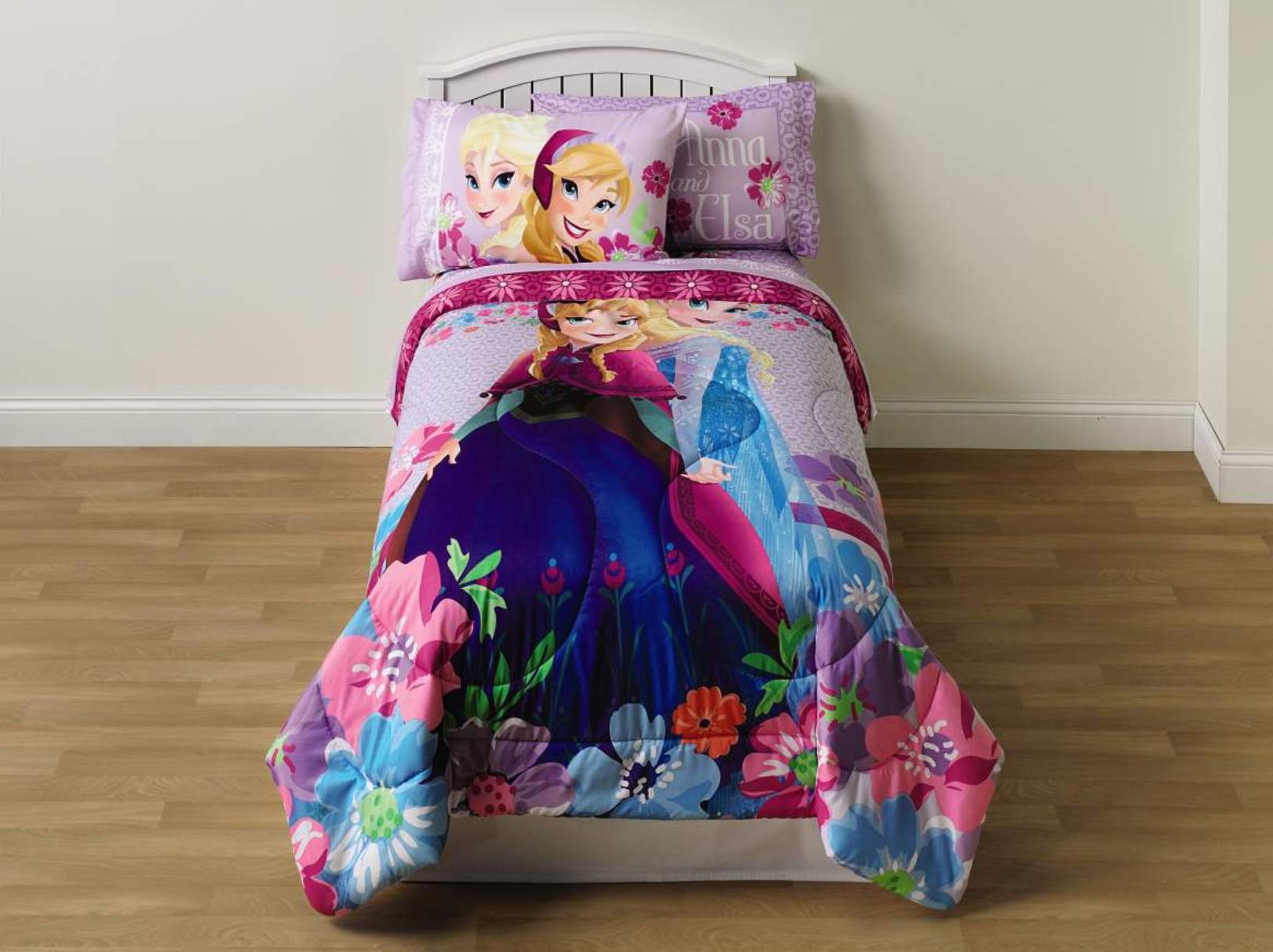 Disney Frozen Girl's Twin/Full Comforter Home Bed & Bath Bedding