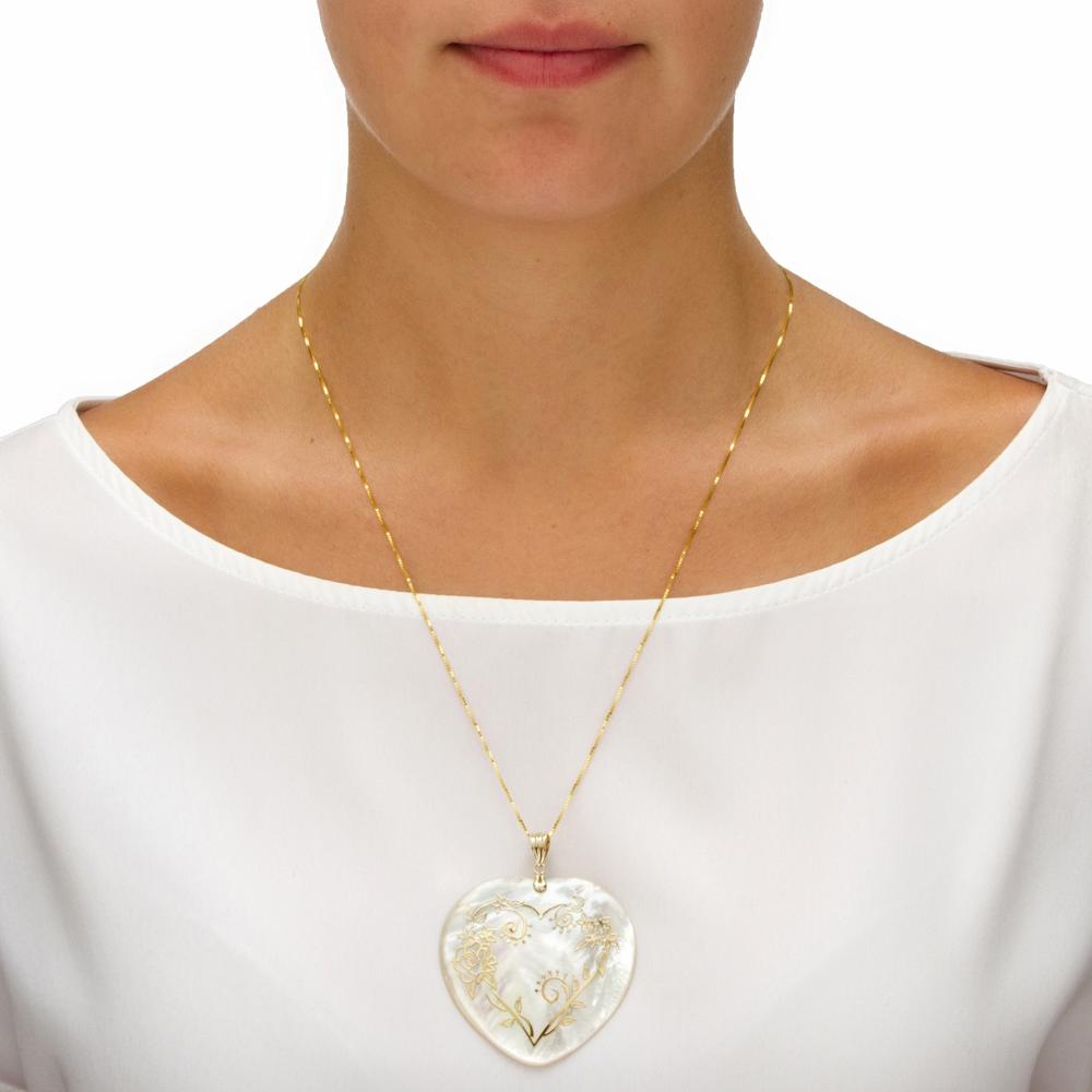 14k Gold Heart-Shaped Mother-Of-Pearl Floral Motif Pendant