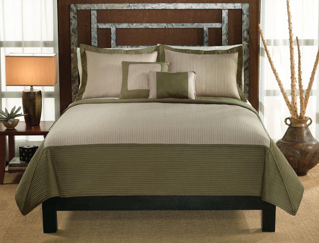 Barclay Sage and Tan Two-Tone Quilt with Sham(s)