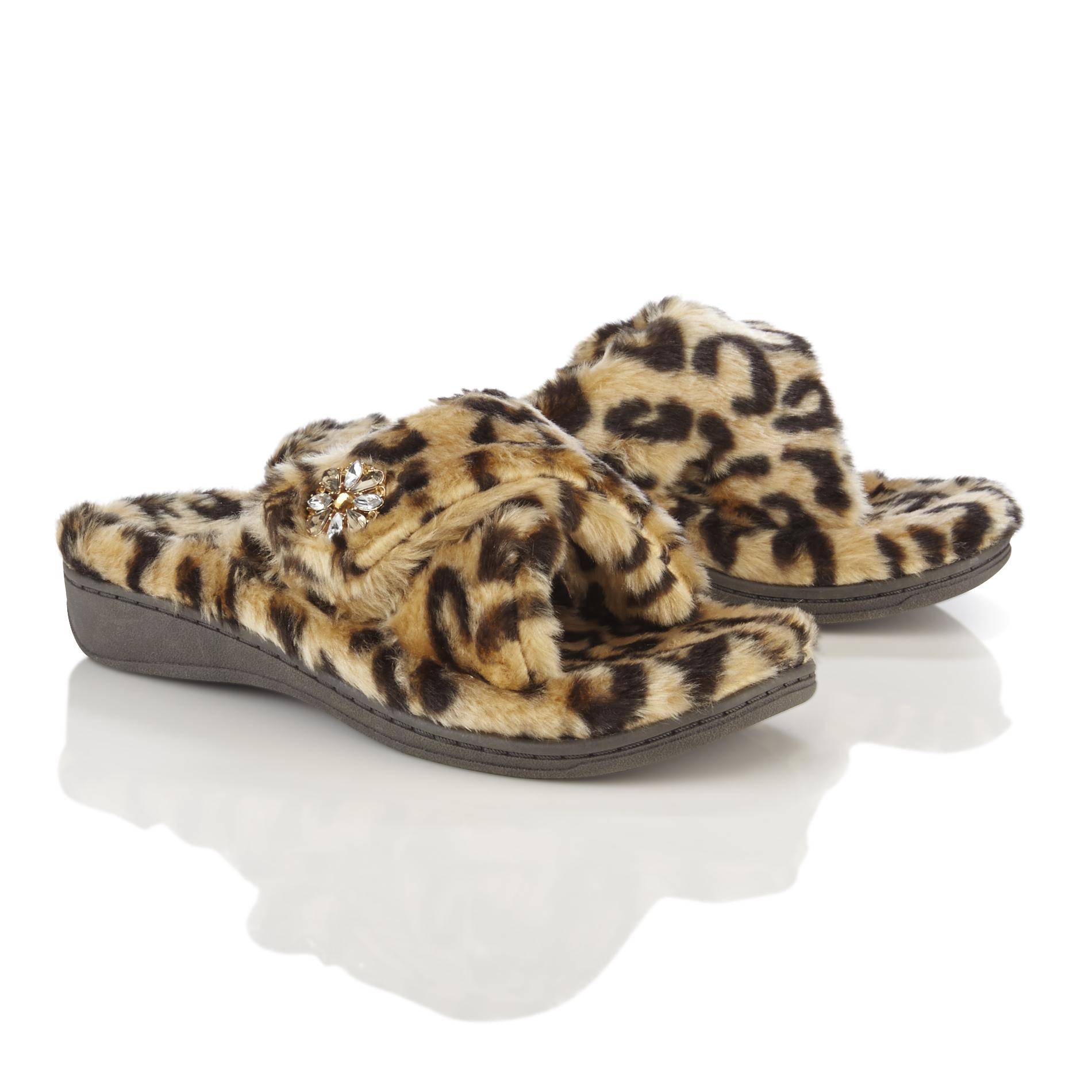 vionic leopard print shoes