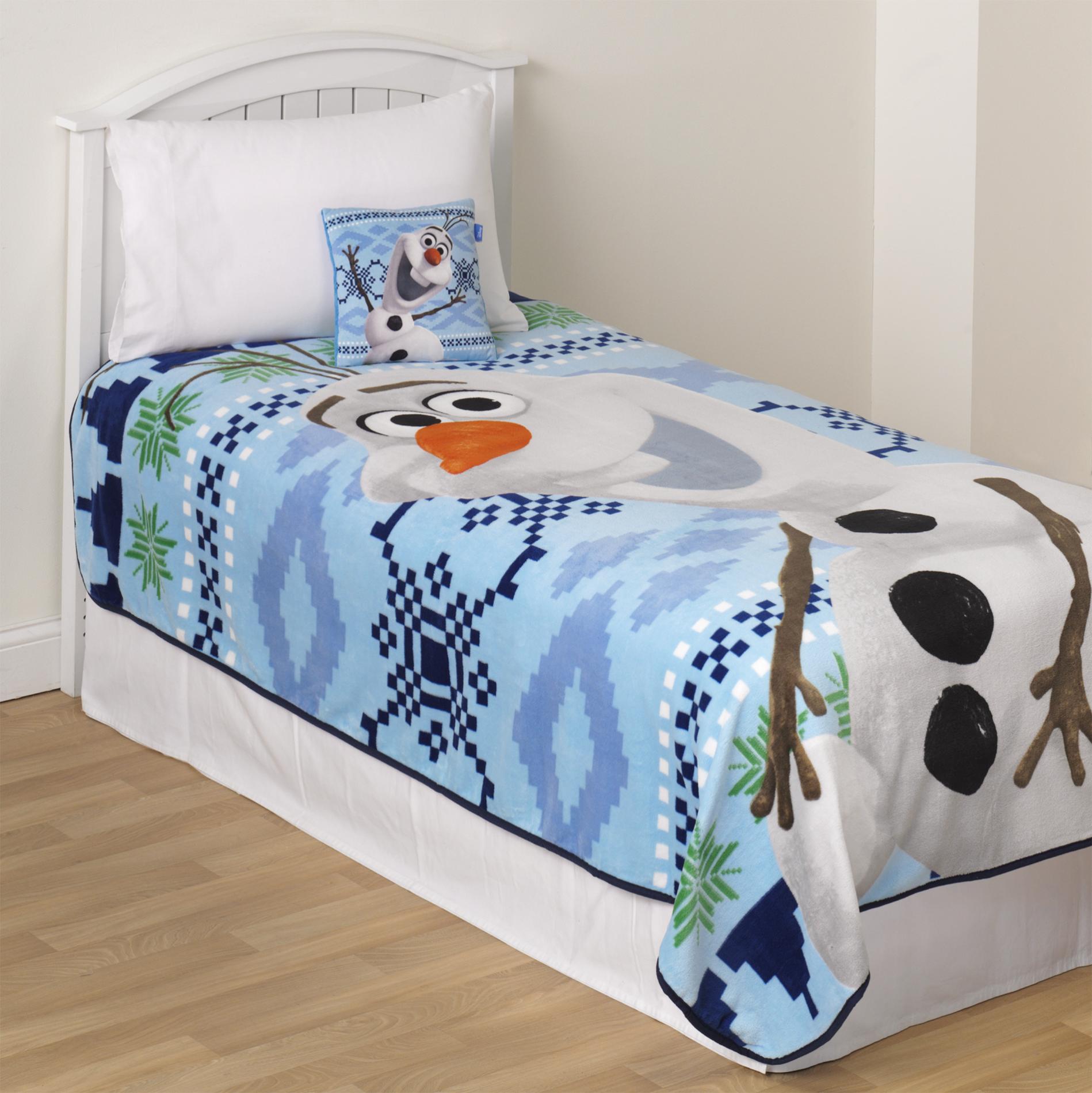 Disney Frozen Fleece Blanket - Olaf - Home - Bed & Bath - Bedding Basics - Blankets & Throws