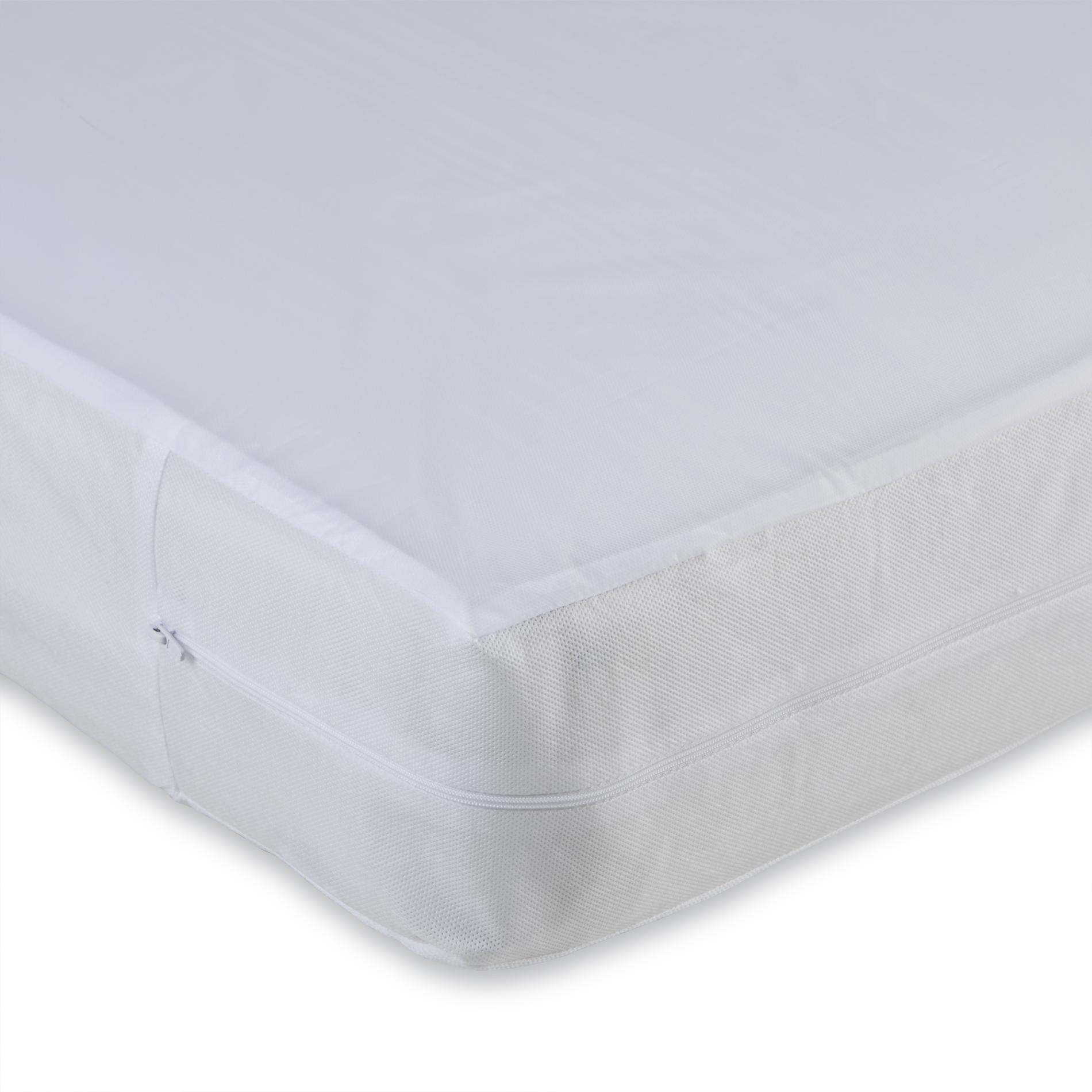 crib mattress protector zippered
