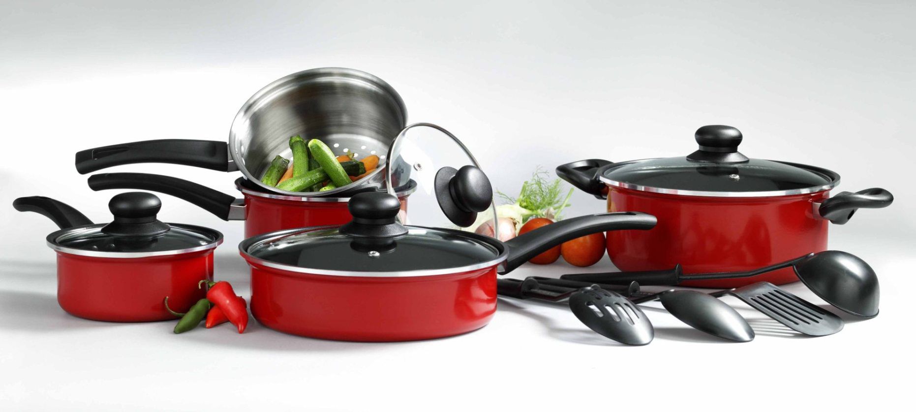 Basic Essentials 13-Piece Aluminum Cookware Set - Red