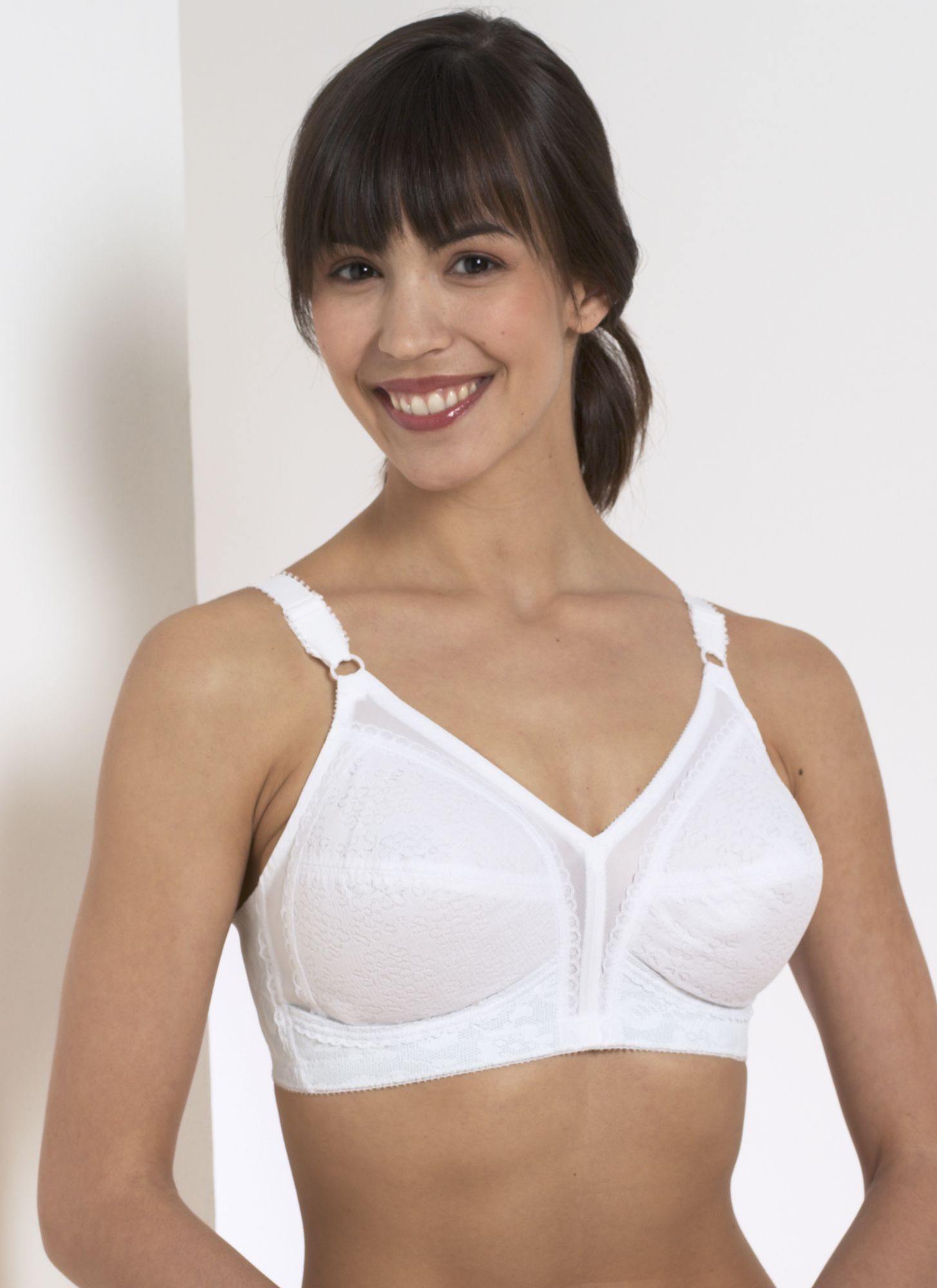 UPC 042714000297 product image for Playtex Soft Bra 18 Hour 2027 Extended Sizes Available - PLAYTEX APPAREL, INC. | upcitemdb.com