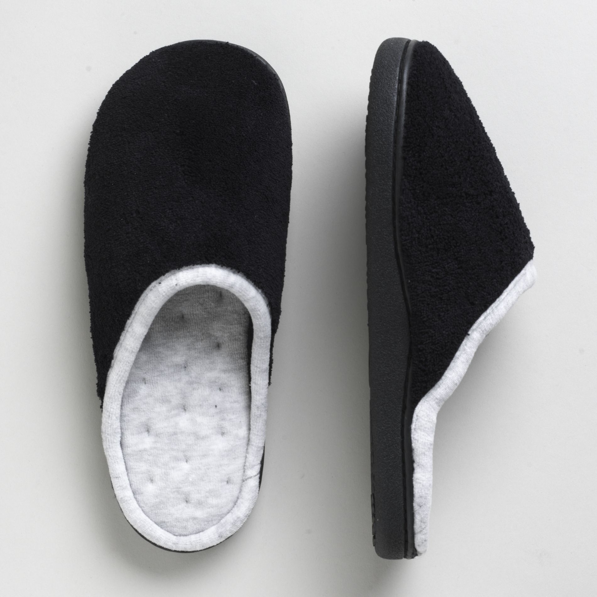 isotoner womens slippers