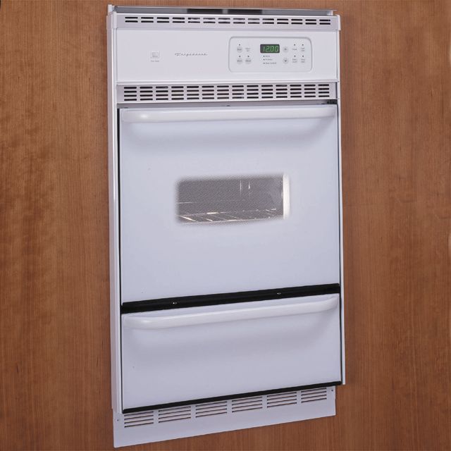 Frigidaire FGB24S5AS 24" SelfClean Single Gas Wall Oven with