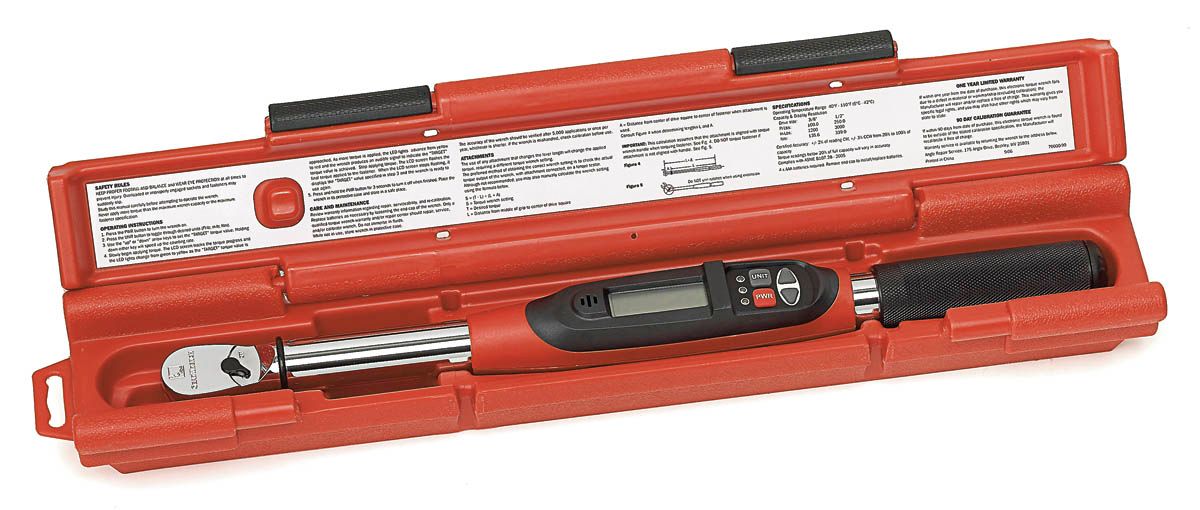 Electronic 10-100 ft/lbs.; 120-1200 in/lbs; 13.6-135 Torque Wrench 3/8 in. Drive