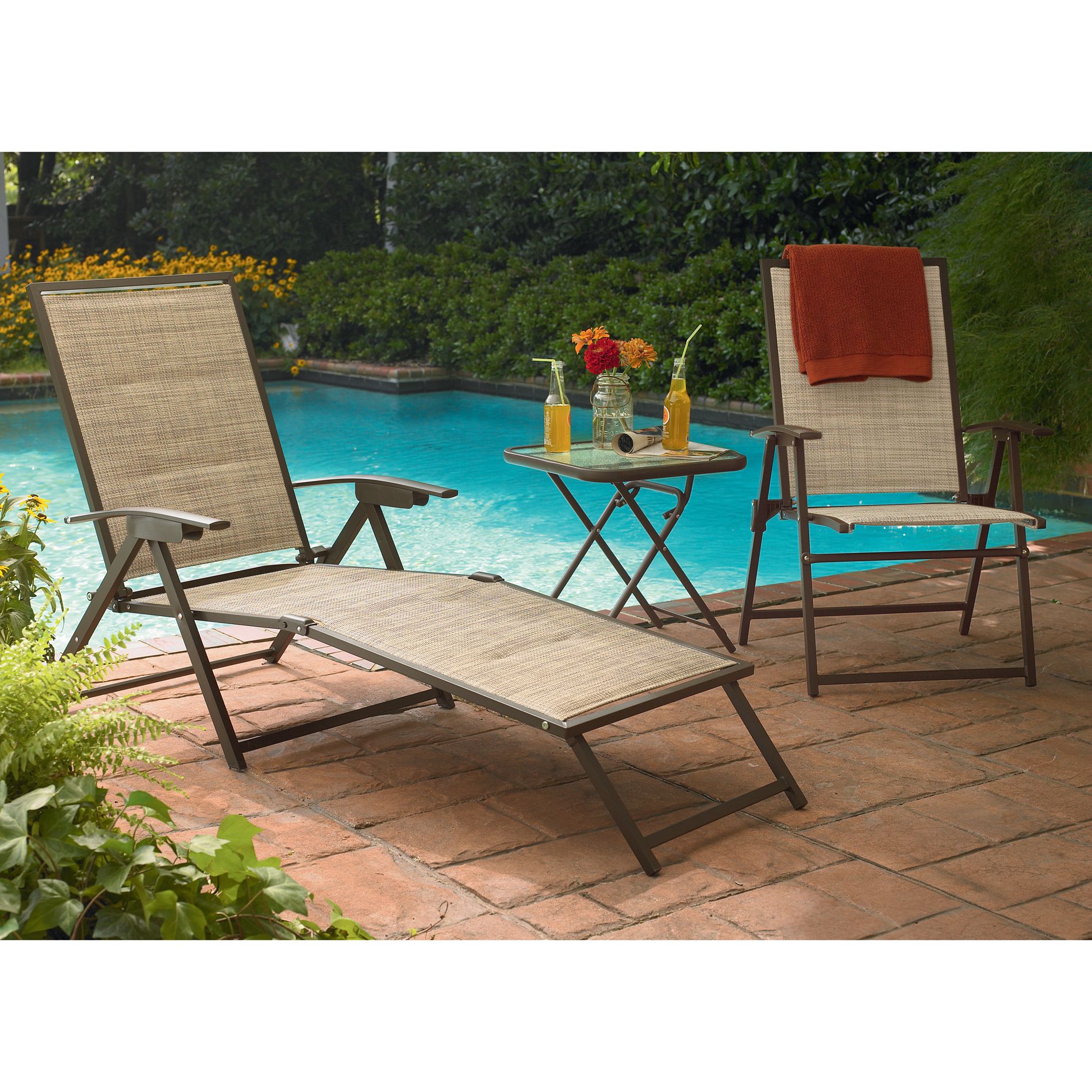 Country Living Ashmore Matching Folding Side Table at mygofer.com