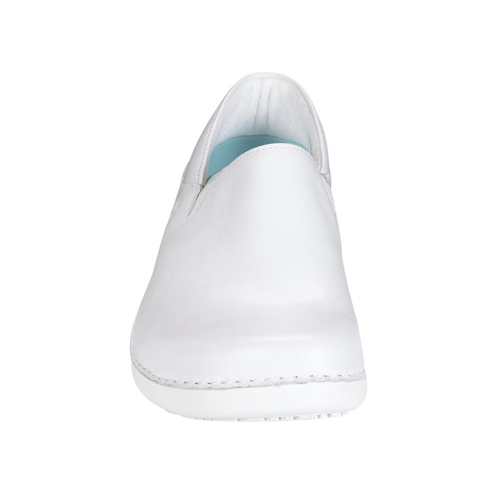 Women&#8217;s Renova Professional Slip-Resistant Nursing Shoe - White