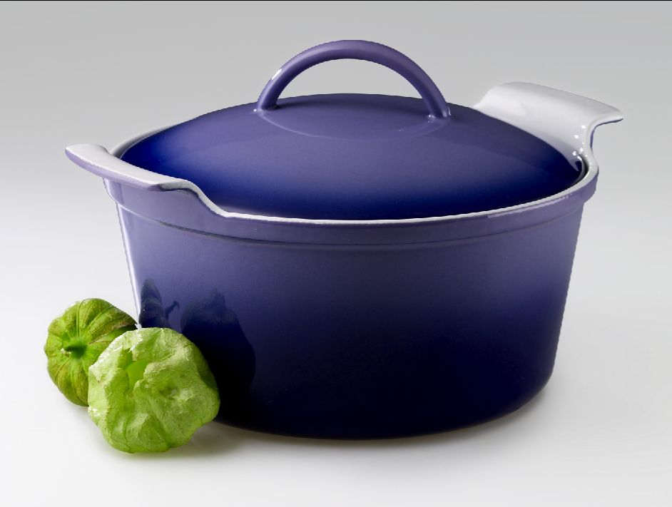 DENMARK 5QT ROUND COVERED DUTCH OVEN