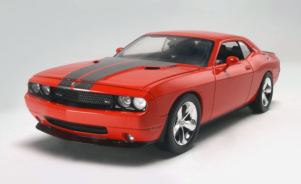 Revell-Monogram 1:25 Scale '09 Dodge Challenger Plastic Model Kit at mygofer.com