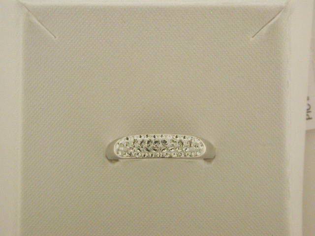 &nbsp; Sterling Silver Center Crystal Ring