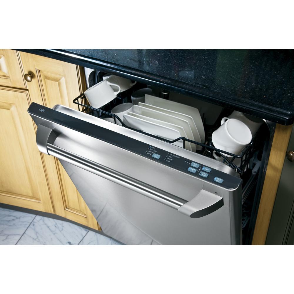 Cafe&#8482; Series 24" Built-In Dishwasher, Stainless Steel