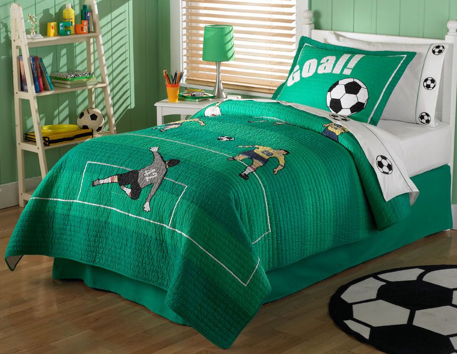 Soccer Twin Quilt with Sham