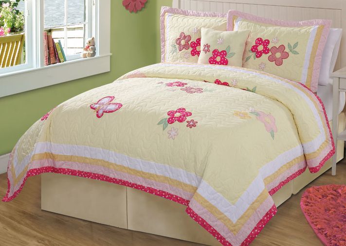 Golden Trail Full / Queen Quilt with 2 Shams