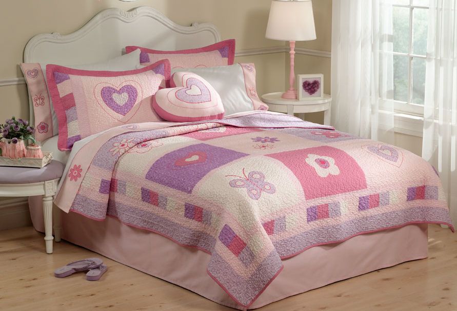 Spring Hearts Full / Queen Quilt with 2 Shams