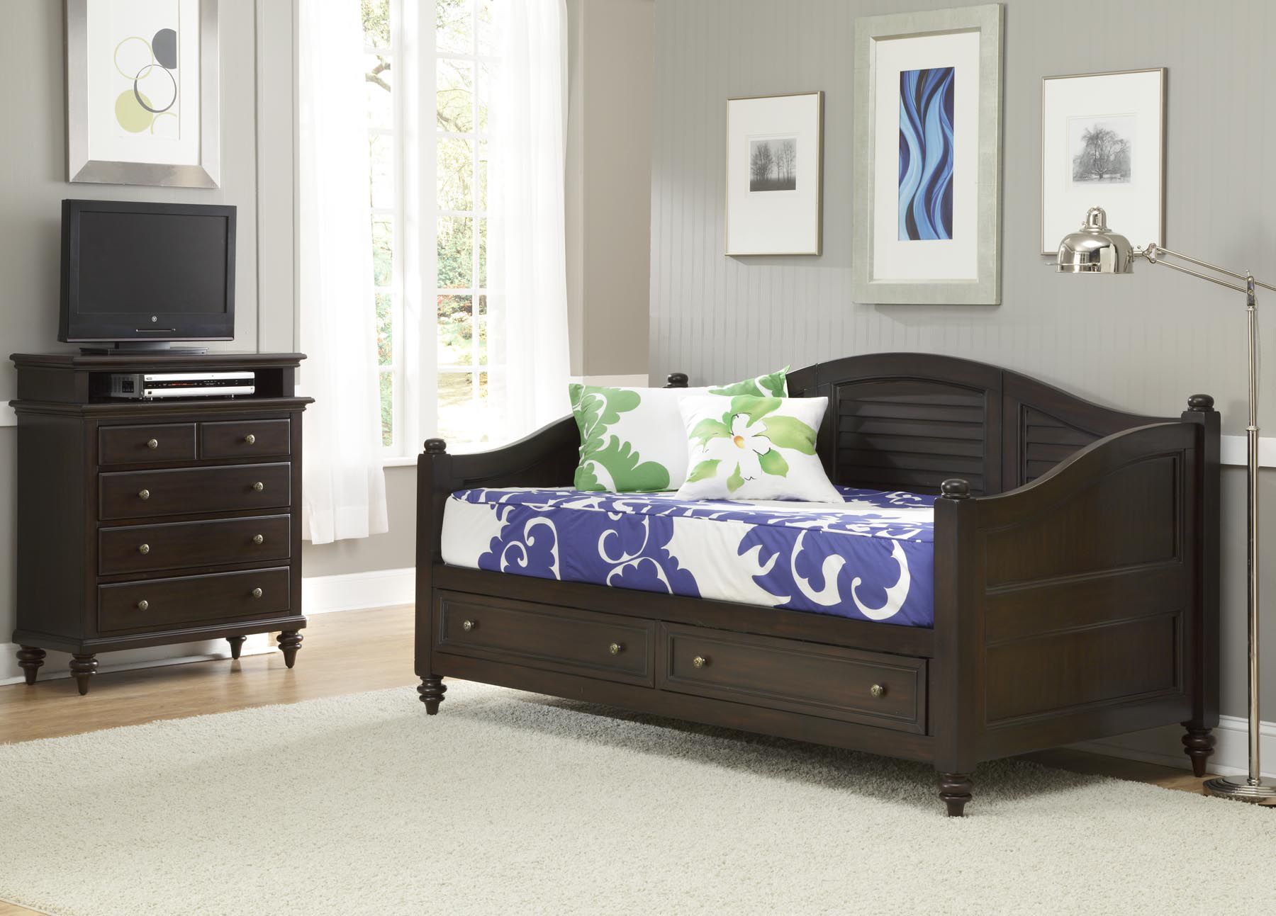 Home Styles Bermuda Daybed & TV Media Chest Home Furniture