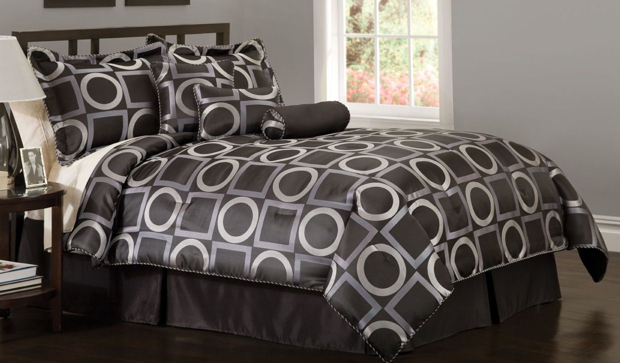 Geo Grid Black Comforter Set with Bonus Pillows
