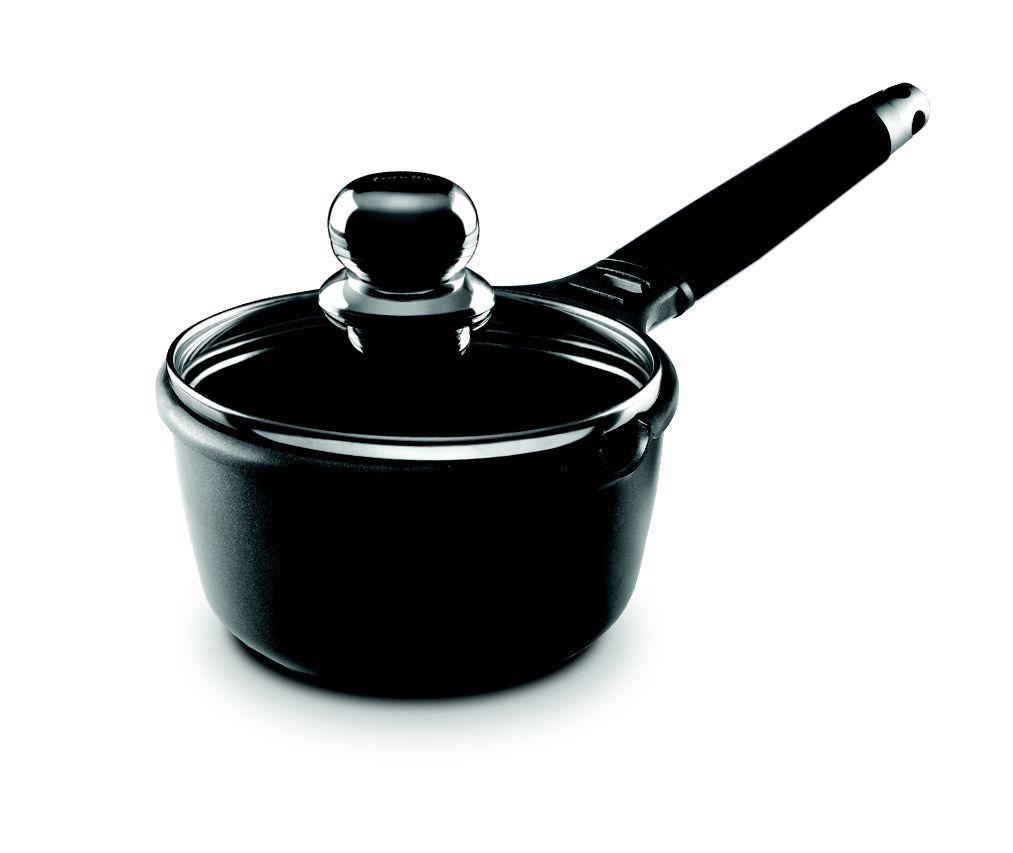 1.5 Qt Saucepan w/Lid & Black Removable Handle