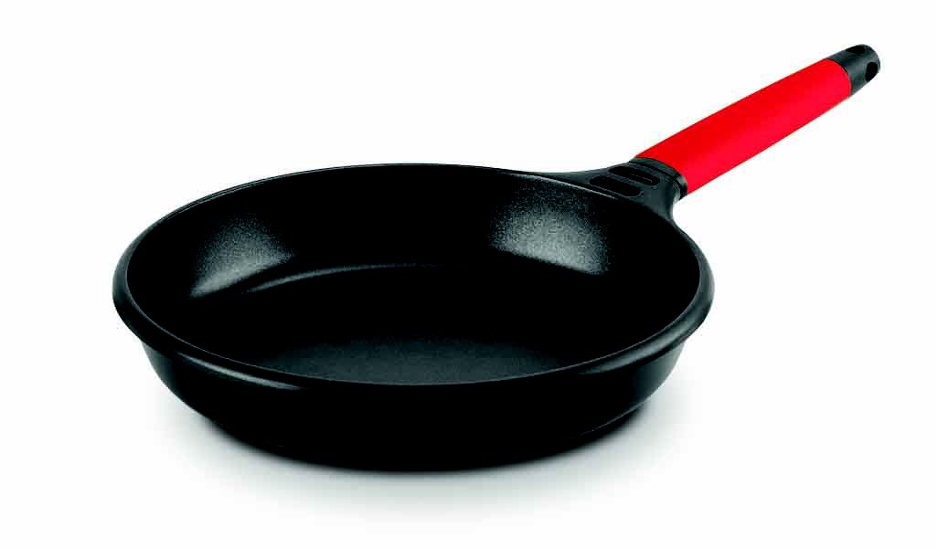 8" Fry Pan w/Red Removable Handle