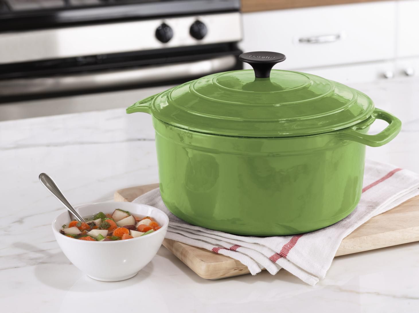Sandra by Sandra Lee 5..5QT Green Dutch Oven