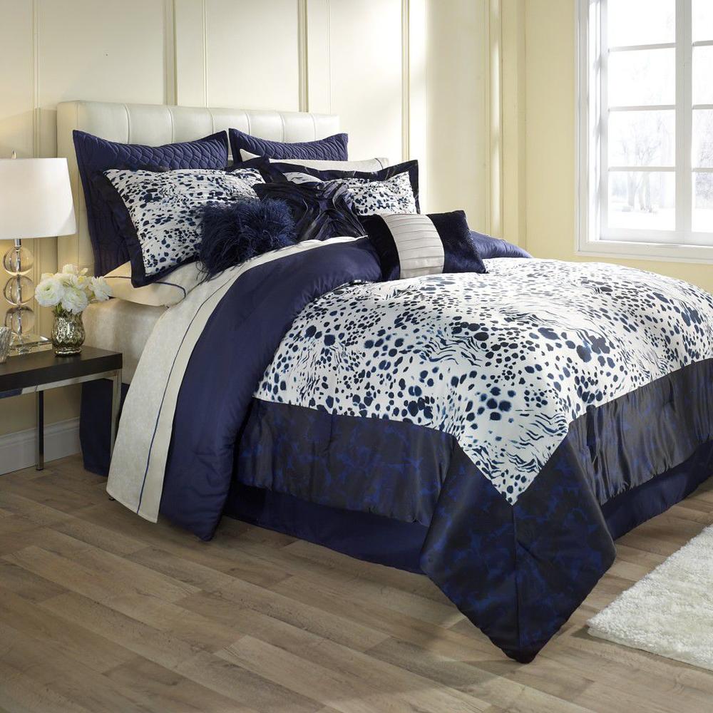 4 piece Comforter Set - All About Animal