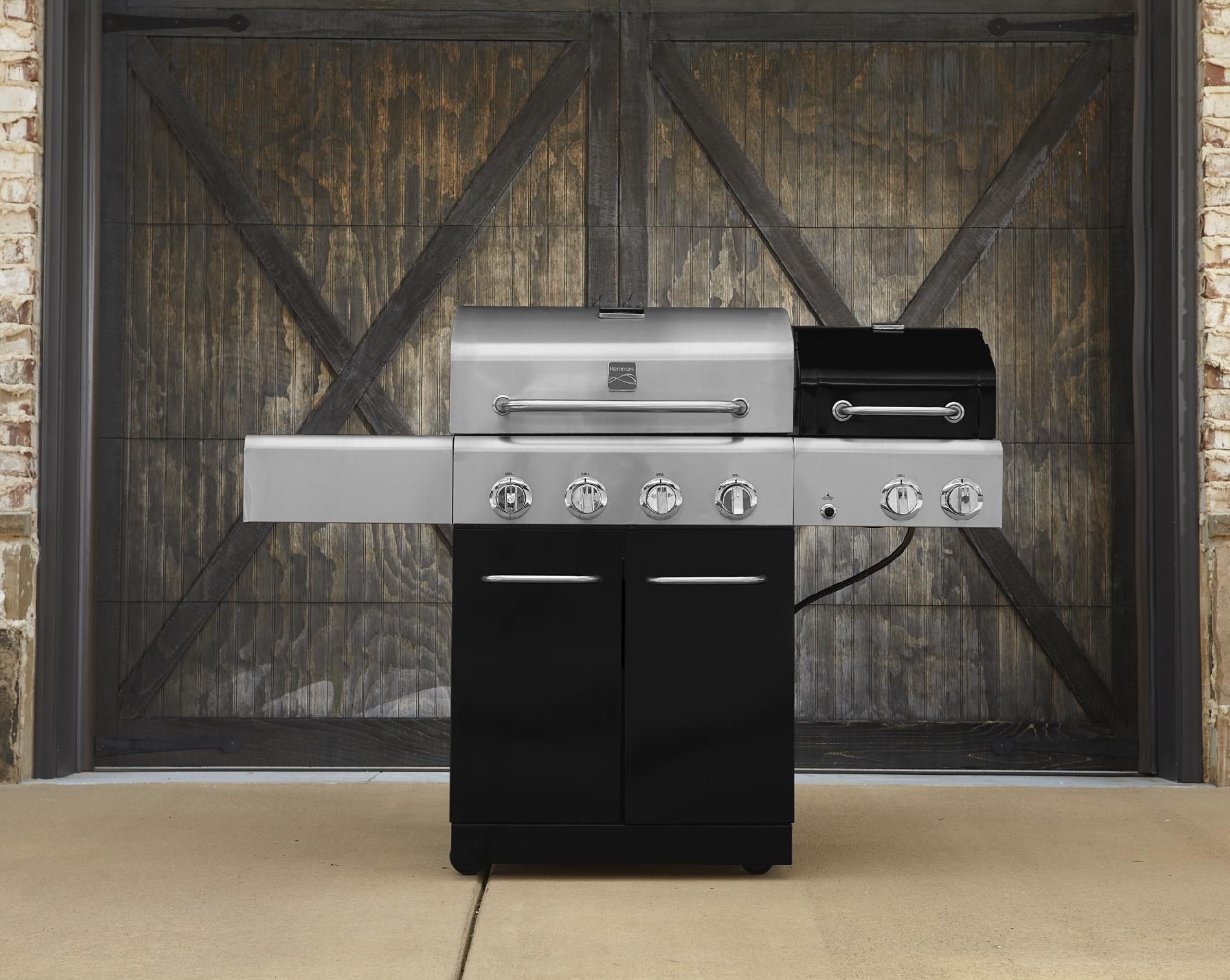 Kenmore 4 Burner Gas Grill with Oven