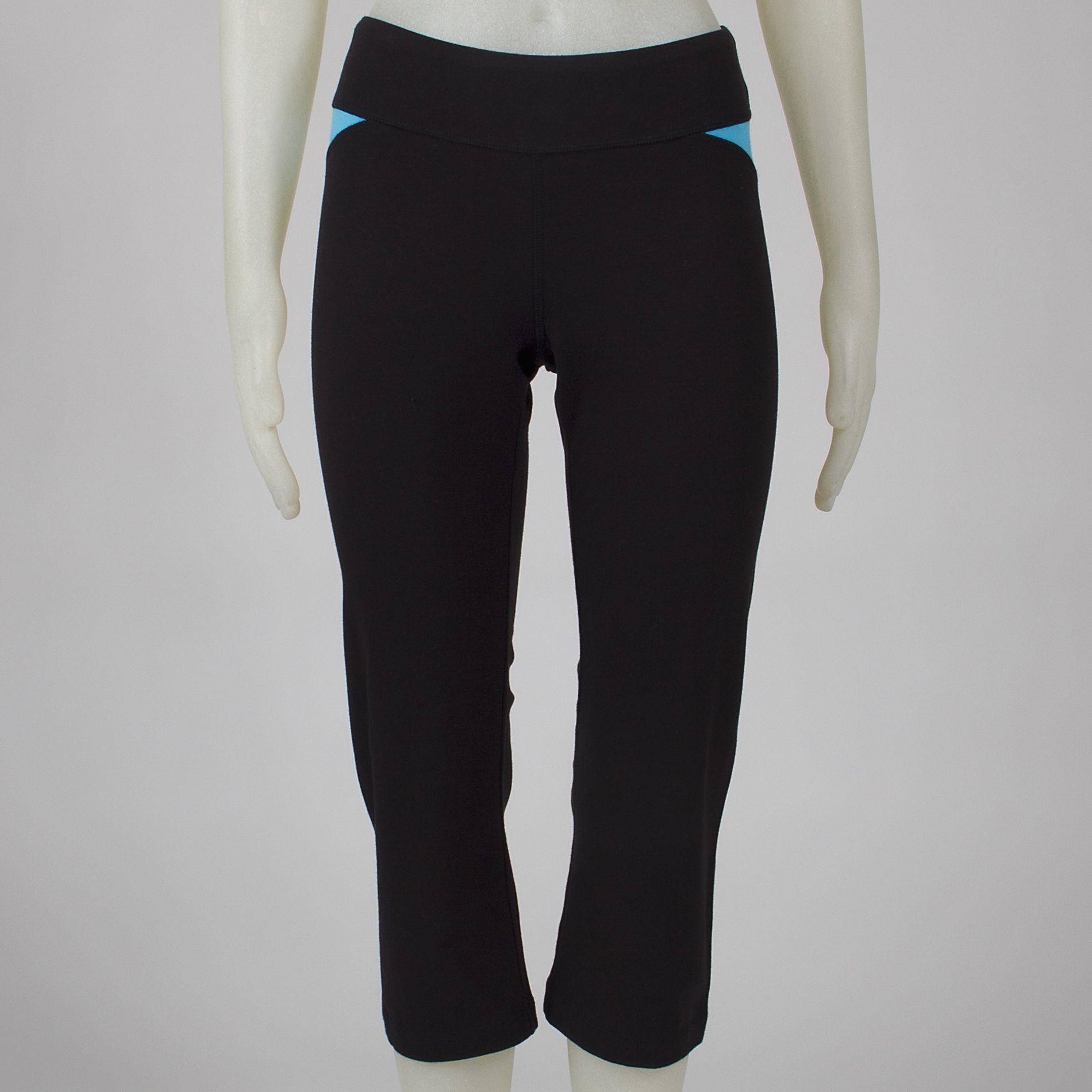 Everlast&reg; Women’s Slim Booty Capri at Sears.com