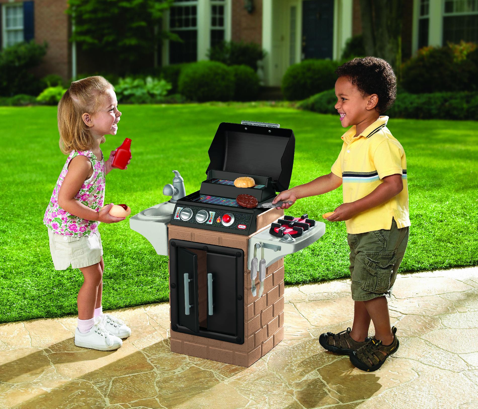Little Tikes Get Out n' Grill at Kmart.com