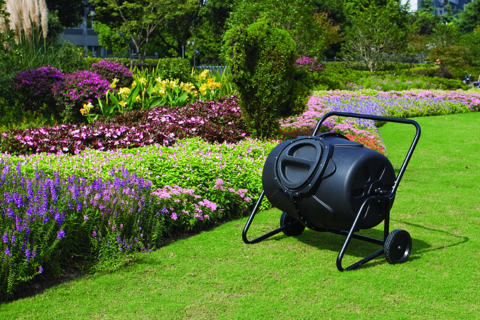 Composters Start A Compost Heap at Sears