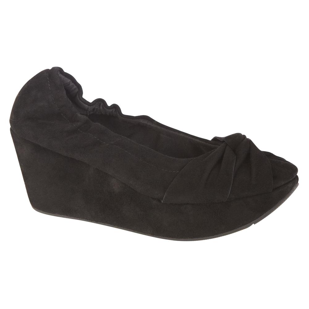 Restricted Women's Casual Wedge Shoe Della - Black