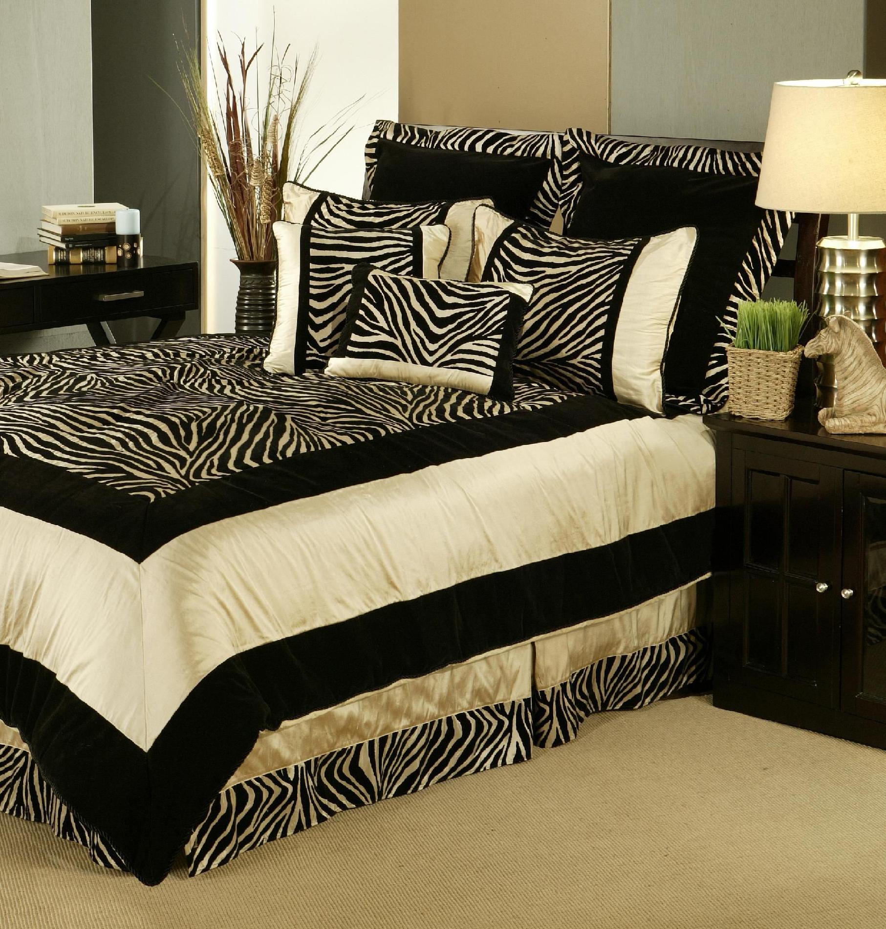 Sherry Kline Zuma King Comforter Set - PACIFIC COAST HOME FURNISHINGS