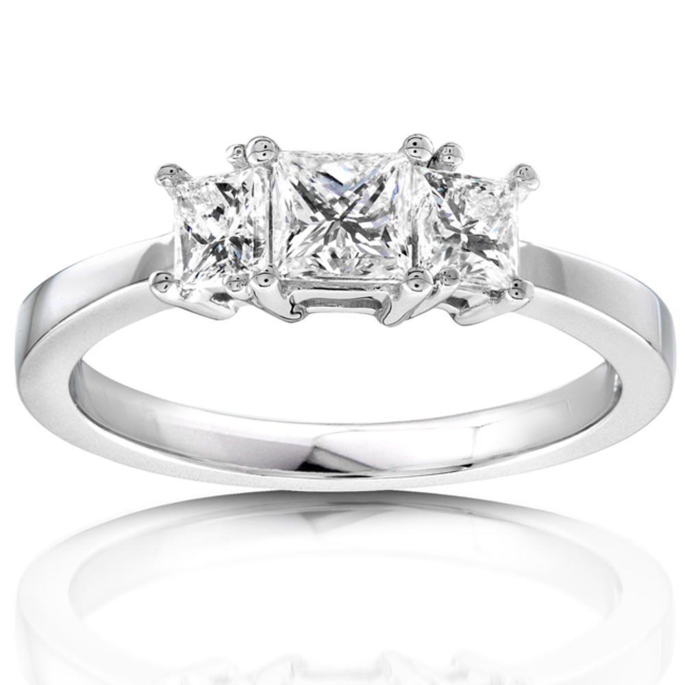 Three-Stone Diamond Engagement Ring 3/4 carat (ct. tw) in 14K White Gold